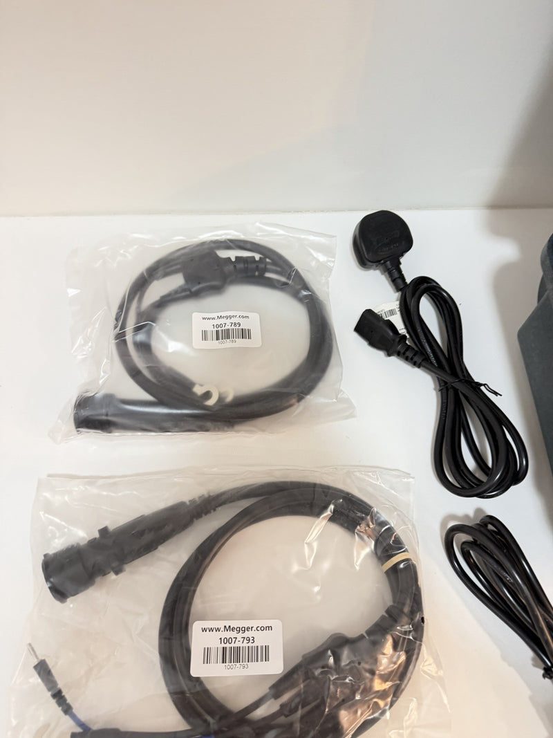 MEGGER DLRO10HD DIGITAL LOW RESISTANCE OHMMETER WITH CABLES