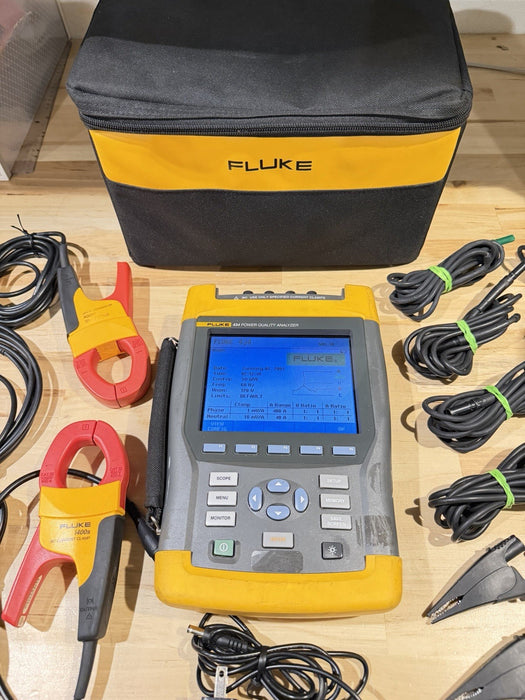 FLUKE 434 POWER QUALITY ANALYZER W/ACCESSORIES& CHARGER - SHIPS FREE (TESTED)