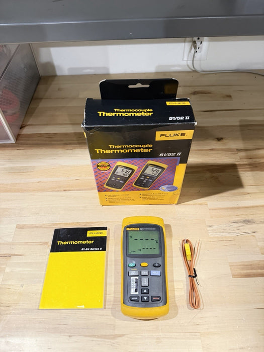 FLUKE 52 II THERMOMETER WITH PROBE CALIBRATED 2026