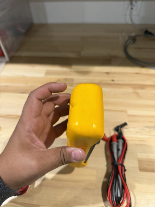 FLUKE 707 LOOP CALIBRATOR W/ ACCESSORIES - FREE SHIPPING