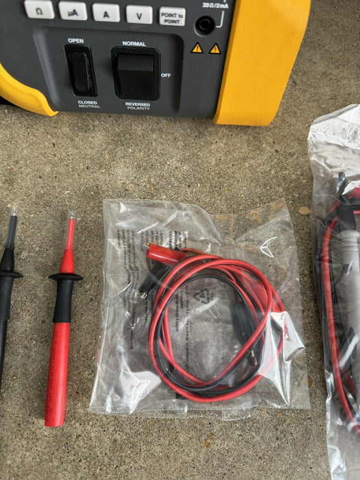 FLUKE BIO MEDICAL ESA609 ELECTRICAL SAFETY ANALYZER PORTABLE METER