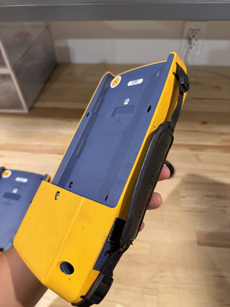 FLUKE NETWORKS VERSIV MAINFRAME & REMOTE WITH CHARGER