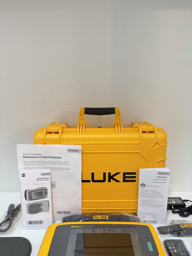 FLUKE ii910 ACOUSTIC IMAGER W/ ACCESSORIES FREE SHIPPING (NEW)
