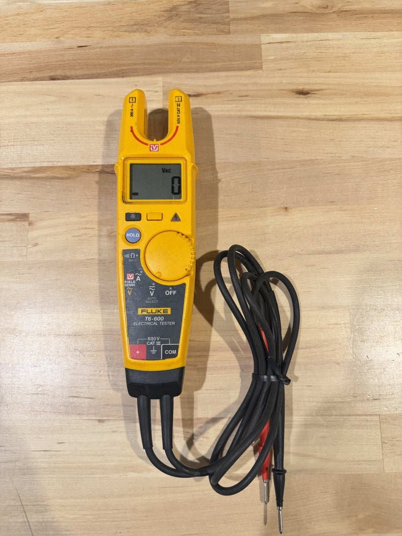 FLUKE T6-600 ELECTRICAL TESTER 600V CAT III TESTED