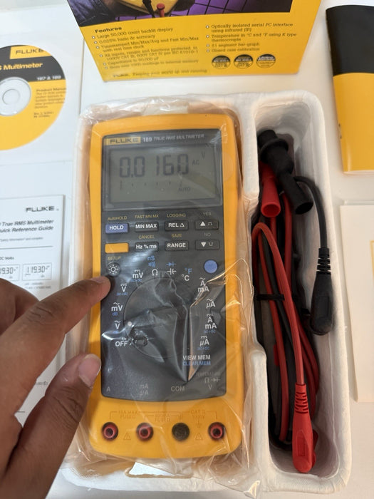 FLUKE 189 TRUE RMS MULTIMETER NEW