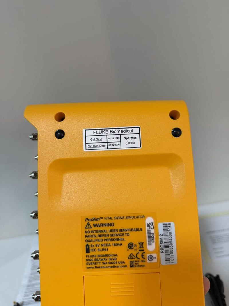 FLUKE BIOMEDICAL PROSIM 2 VITAL SIGNS SIMULATOR WITH CHARGEE CALIBRATED 2026