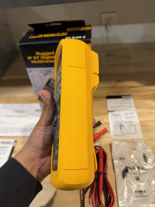 FLUKE 28 II TRUE RMS MULTIMETER (NEW FACTORY SEALED) CALIBRATED 2026 -SHIPS FAST
