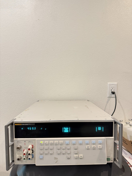 FLUKE 5790A MEASUREMENT STANDARD WITH WIDEBAND OPTION TESTED