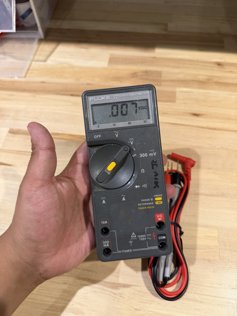 FLUKE 77 SERIES II MULTIMETER WITH LEADS TESTED
