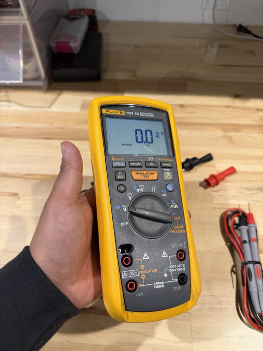 FLUKE 1587 FC INSULATION MULTIMETER W/ LEADS (TESTED) SHIPS FAST