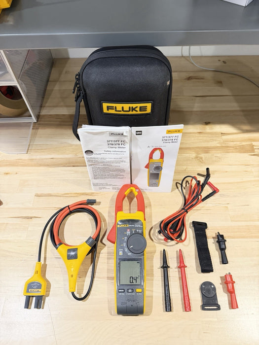 FLUKE 378 FC NON-CONTACR VOLTAGE CLAMP METER W/ LEADS & CASE - SHIPS FAST