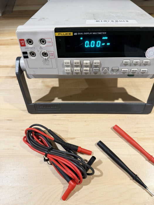 FLUKE 45 DUAL DISPLAY MULTIMETER W/ LEADS & CLIPS (TESTED) SHIPS FAST