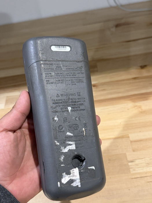 FLUKE 1587 INSULATION TESTER (PARTS ONLY) DOESN’T WORK