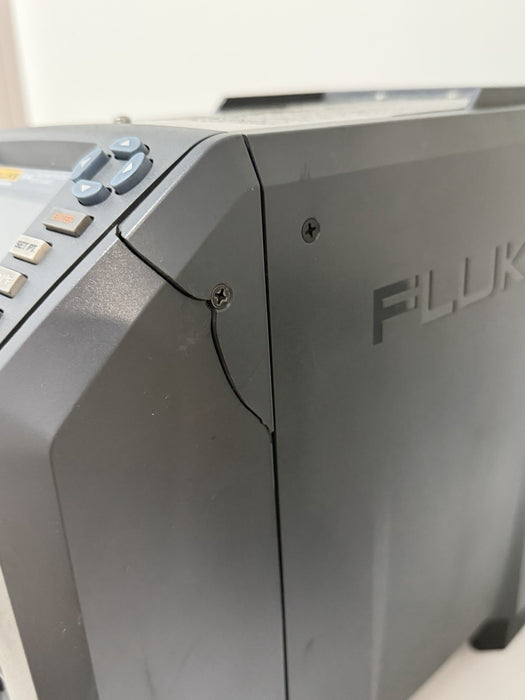 FLUKE 9144 FIELD METROLOGY WELL 50°C TO 660°C TEMPERATURE CALIBRATOR & LEADS