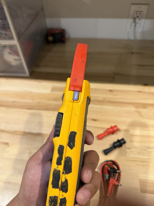 FLUKE 376 AC/DC TRUE RMS WIRELESS CLAMP METER WLEADS & CLIPS