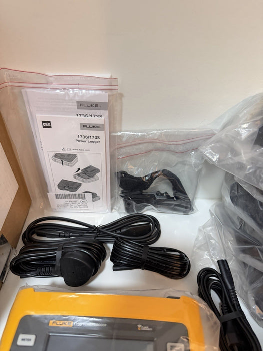 FLUKE 1738 POWER LOGGER KIT 3 PHASE W/ACCESSORIES/CALIBRATED 2026 NEW SHIPS FREE