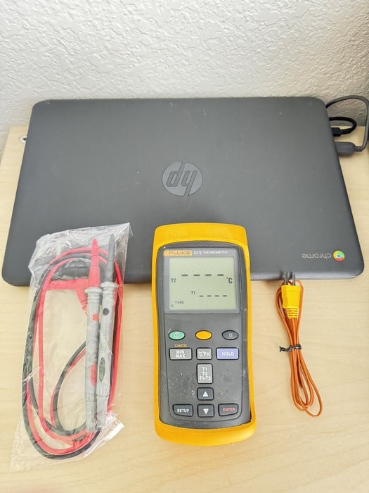 FLUKE 52 II THERMOCOUPLE THERMOMETER METER WITH PROBE & LEADS