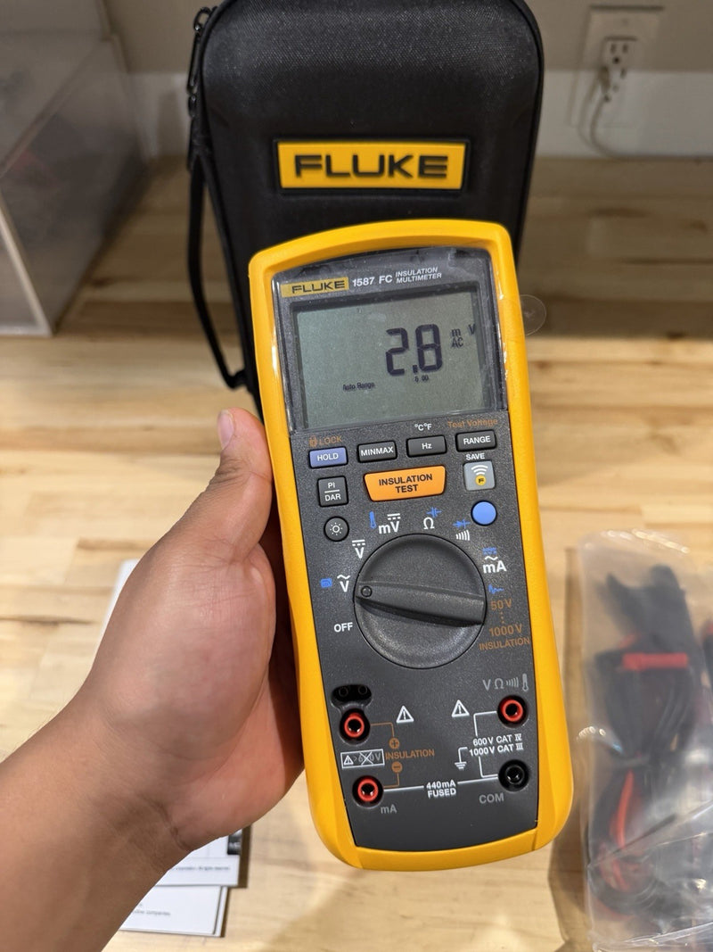 FLUKE 1587 FC 2 IN 1 HANDHELD DIGITAL INSULATION MULTIMETER