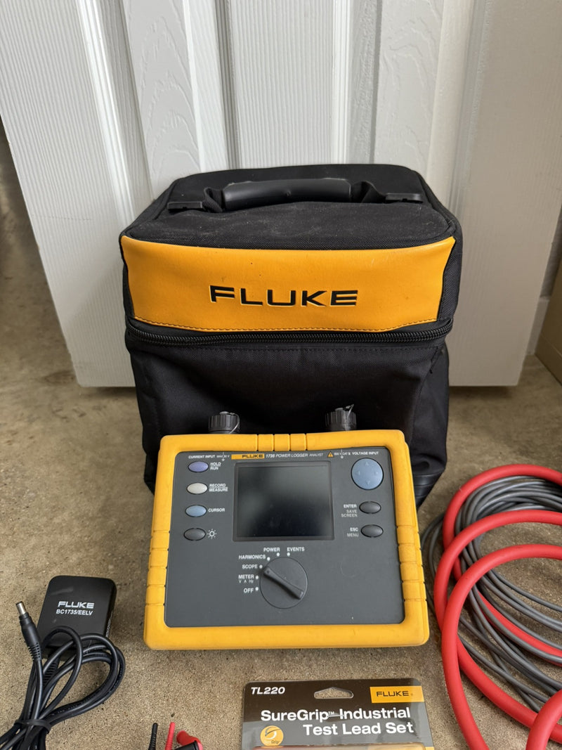 FLUKE 1735 THREE-PHASE POWER LOGGER WITH PROBES & CASE & CHARGER