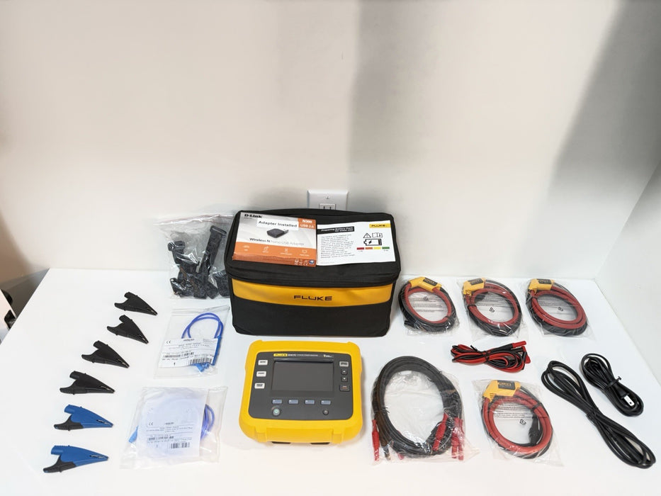 FLUKE 3540 FC 3-PHASE POWER MONITOR WITH ACCESSORIES TESTED NEW