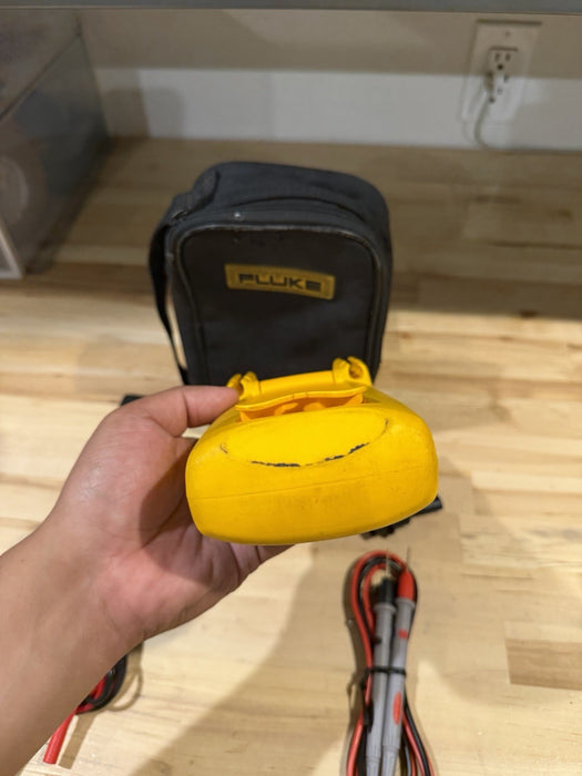 FLUKE 87V TRUE RMS MULTIMETER KIT W/ LEADS (TESTED) SHIPS FAST