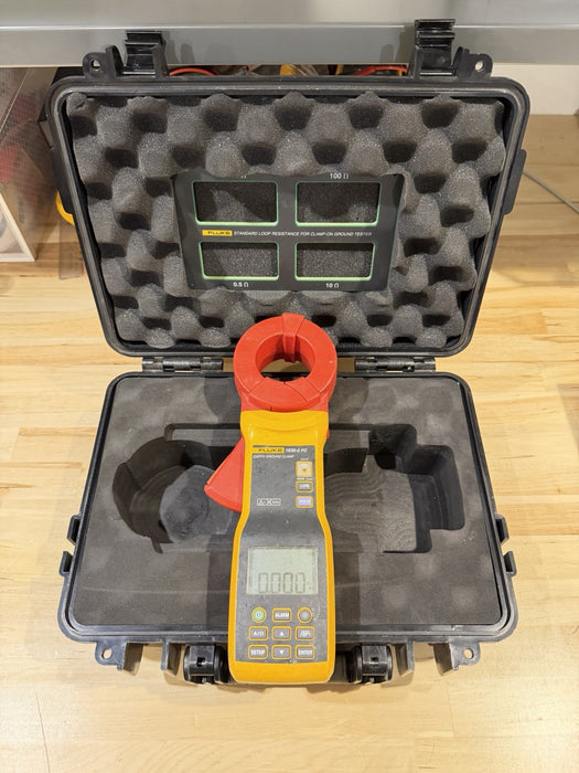 FLUKE 1630-2 FC EARTH GROUND CLAMP METER TESTED