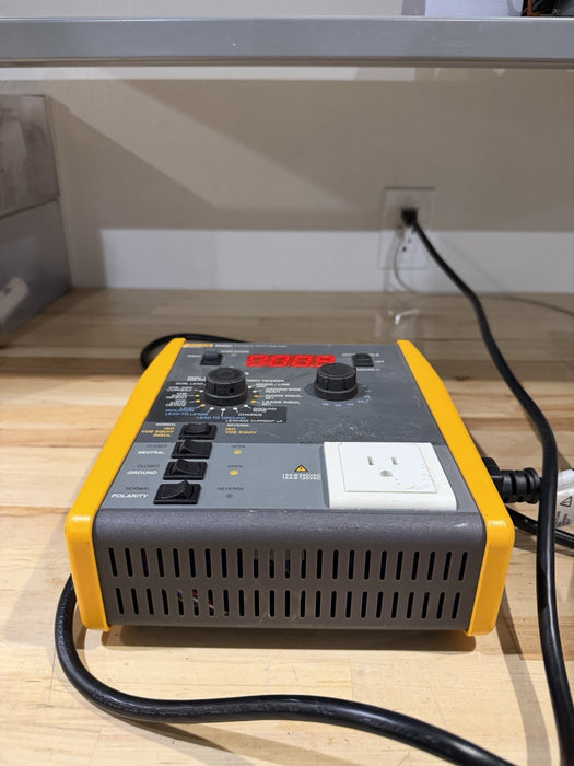 FLUKE BIOMEDICAL ESA601 ELECTRICAL SAFETY ANALYZER TESTER