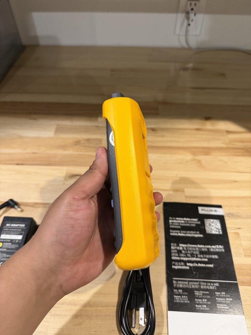 FLUKE 1523 REFERENCE THERMOMETER CALIBRATED 2026 TESTED