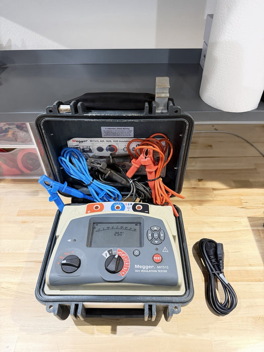 MEGGER MIT515 5KV INSULATION TESTER W/ LEADS & CHARGER (TESTED) FREE SHIPPING