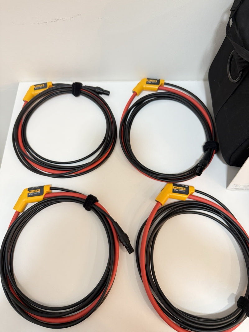 FLUKE 1748 3 PHASE POWER QUALITY LOGGER CALIBRATED 2027 TESTED
