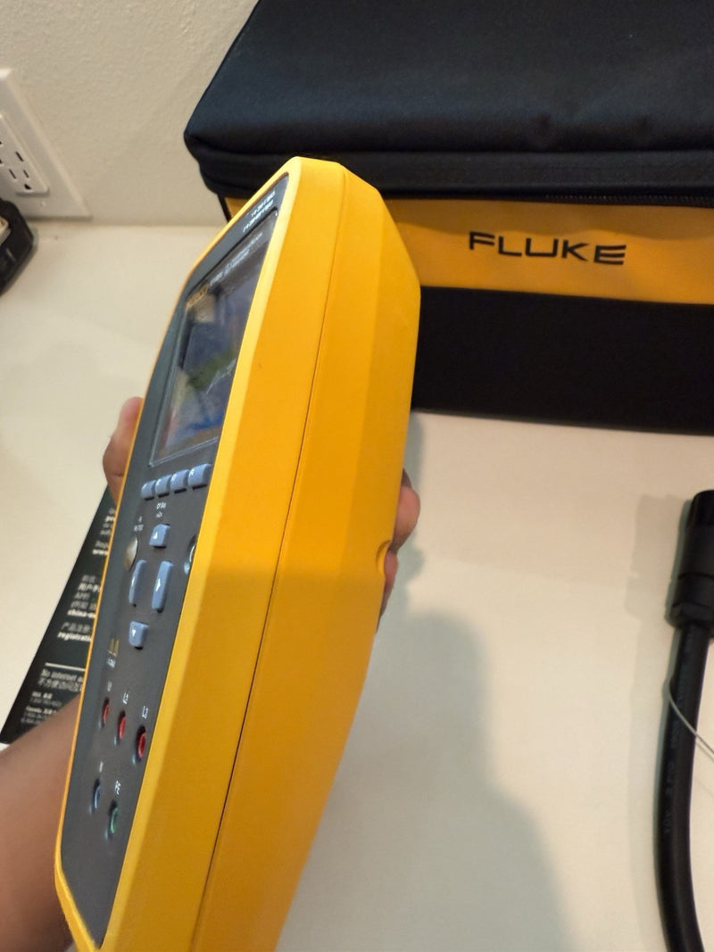 FLUKE FFEV350 EV CHARGING STATION TEST ANALYZER WITH ACCESSORIES