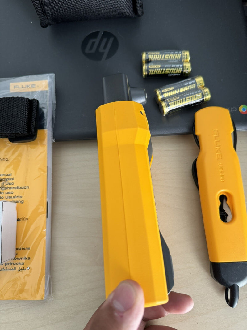 FLUKE IRR1-SOL SOLAR IRRADIANCE MTER WITH CASE