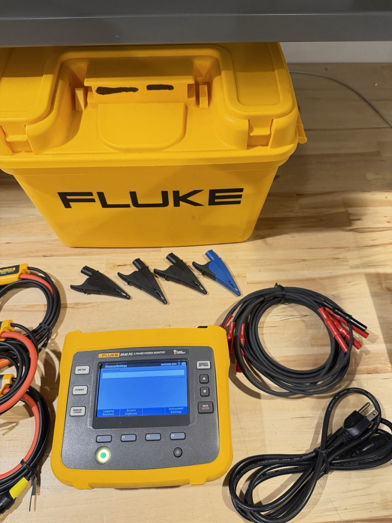 FLUKE 3540 FC 3-PHASE POWER MONITOR WITH ACCESSORIES TESTED
