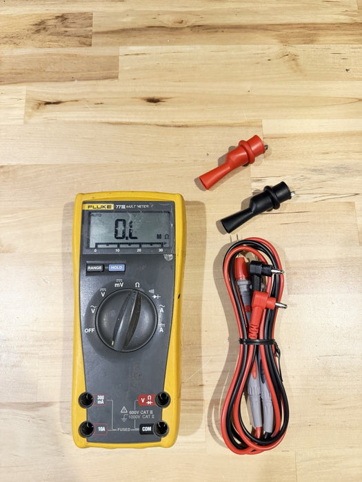 FLUKE 77 III MULTIMETER WITH LEADS TESTED