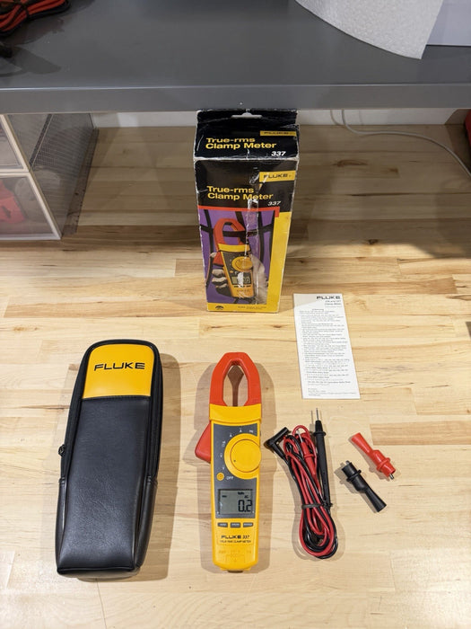 FLUKE 337 TRUE RMS CLAMP METER NEW