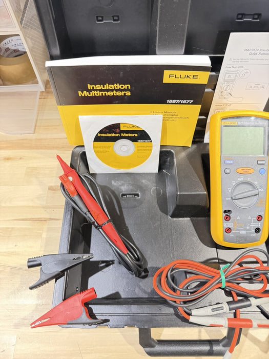 FLUKE 1577 INSULATION MULTIMETER W/ LEADS & CASE (TESTED) SHIPS FAST NEW SEALED