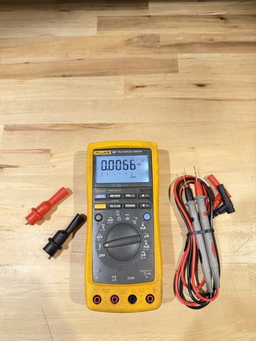 FLUKE 187 TRUE RMS MULTIMETER WITH LEADS & CLIPS