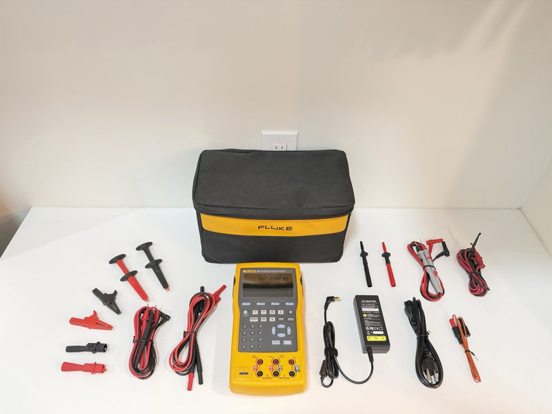 FLUKE 753 DOCUMENTING PROCESS CALIBRATOR WITH ACCESSORIES TESTED