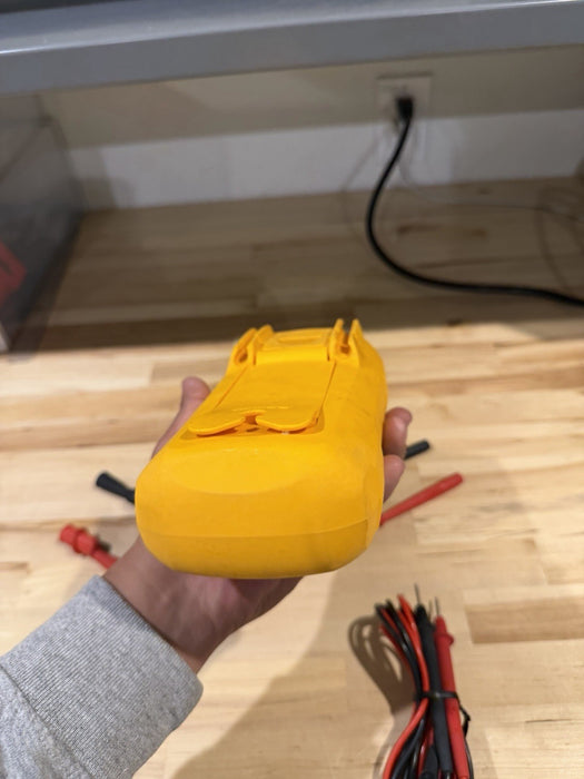 FLUKE 28 II TRUE RMS MULTIMETER WITH LEADS & CLIPS TESTED