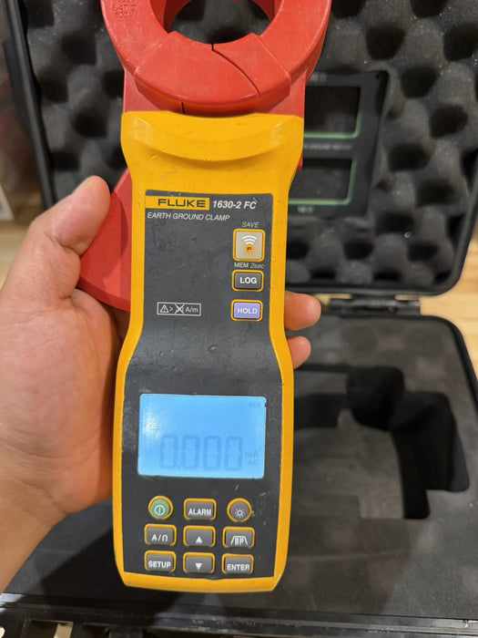 FLUKE 1630-2 FC EARTH GROUND CLAMP METER TESTED