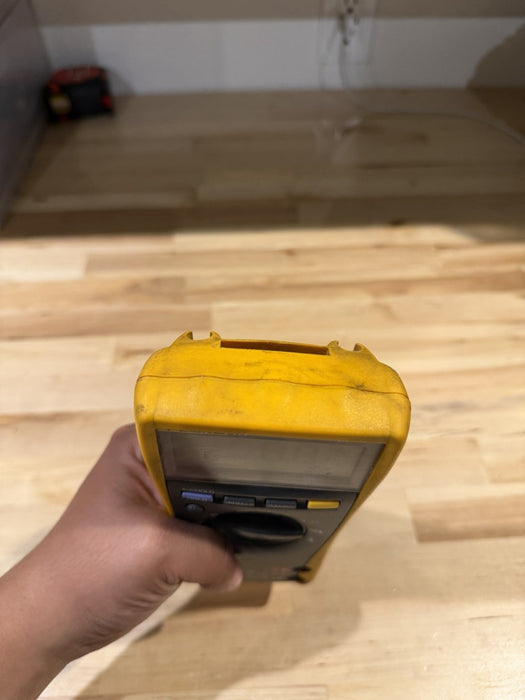 FLUKE 177 TRUE RMS MULTIMETER FOR PARTS