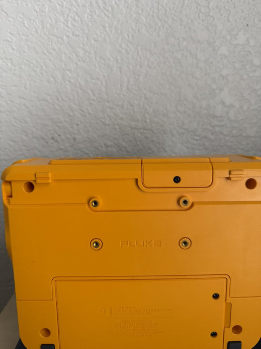 FLUKE VT900A GAS FLOW ANALYZER CALIBRATED 2022 CHARGER