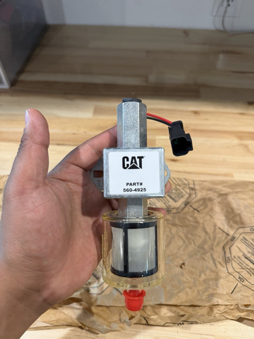 CAT 560-4925 FUEL TRANSFER PUMP  (NEW FACTORY SEALED) SHIPS FAST NEW