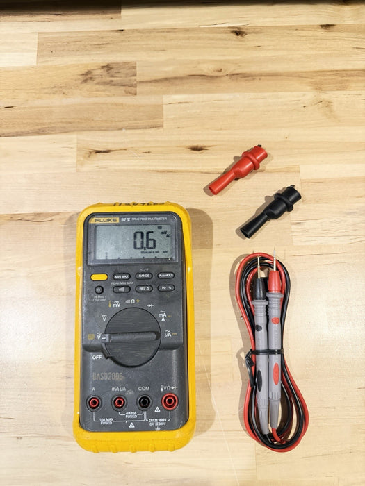 FLUKE 87V TRUE RMS MULTIMETER W/ LEADS - TESTED (SHIPS FAST)