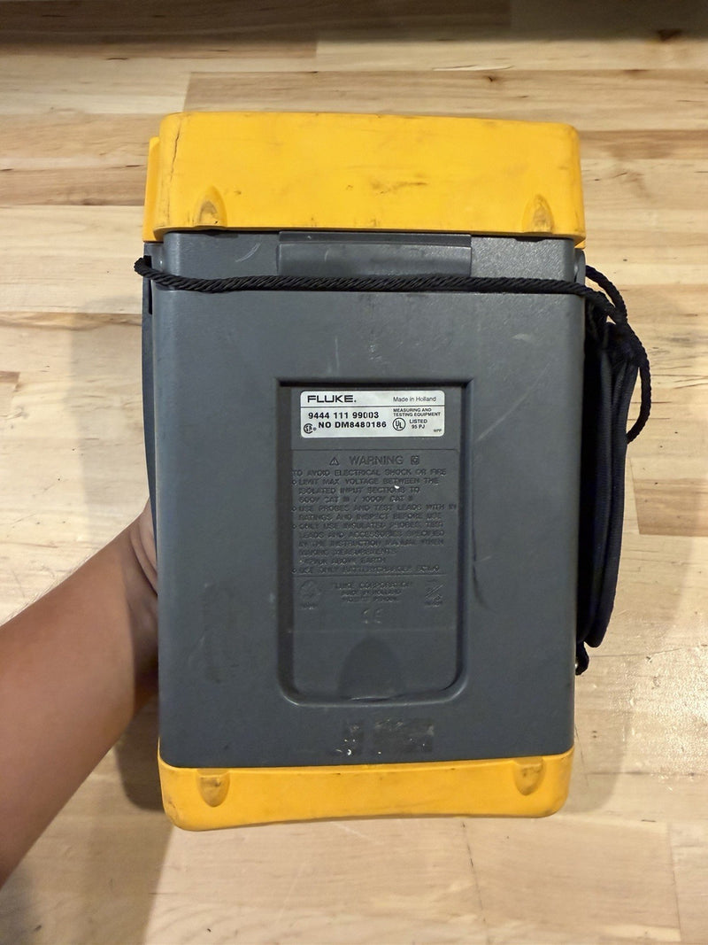 FLUKE 199C SCOPEMETER COLOR (FOR PARTS) PARTS ONLY