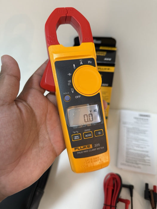 FLUKE 325 TRUE RMS CLAMP METER (NEW FACTORY SEALED) SHIPS FAST - NEW
