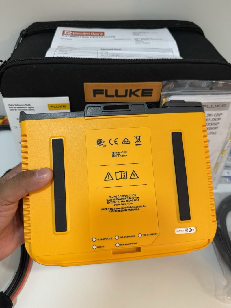 FLUKE 1748 3 PHASE POWER QUALITY LOGGER CALIBRATED 2027 TESTED