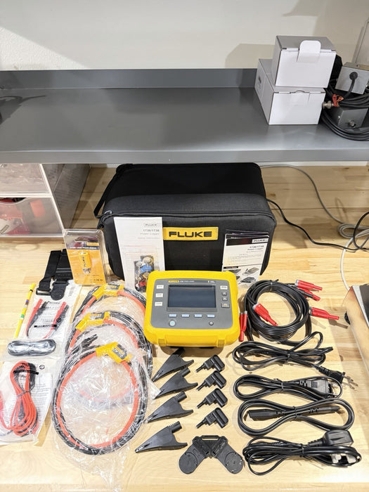 FLUKE 1738 POWER LOGGER KIT 3 PHASE W/ACCESSORIES (TESTED) FREE SHIPPING
