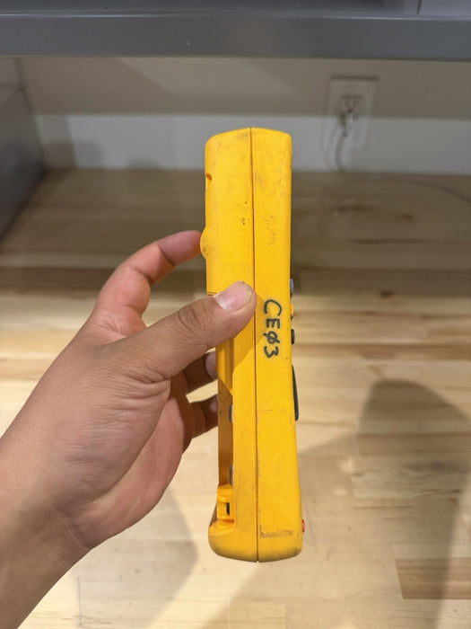 FLUKE 189 TRUE RMS MULTIMETER FOR PARTS