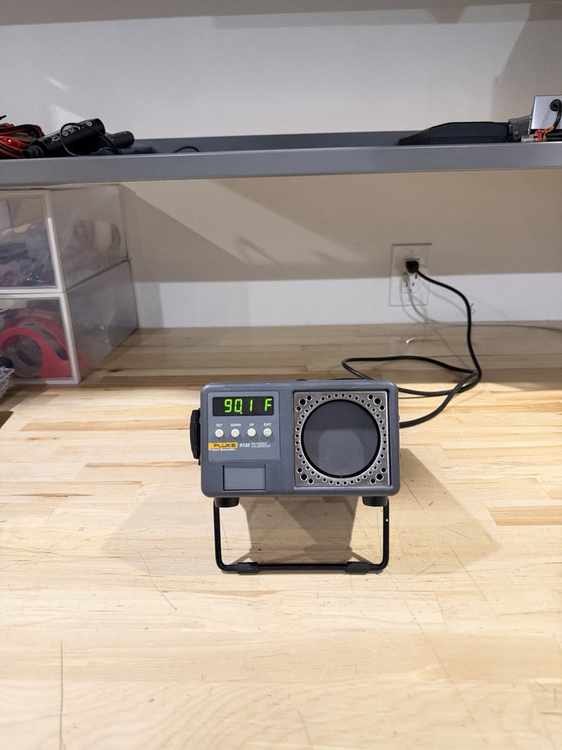 FLUKE 9132 PORTABLE IR INFRARED CALIBRATOR 50°C TO 500°C (TESTED) FREE SHIPPING